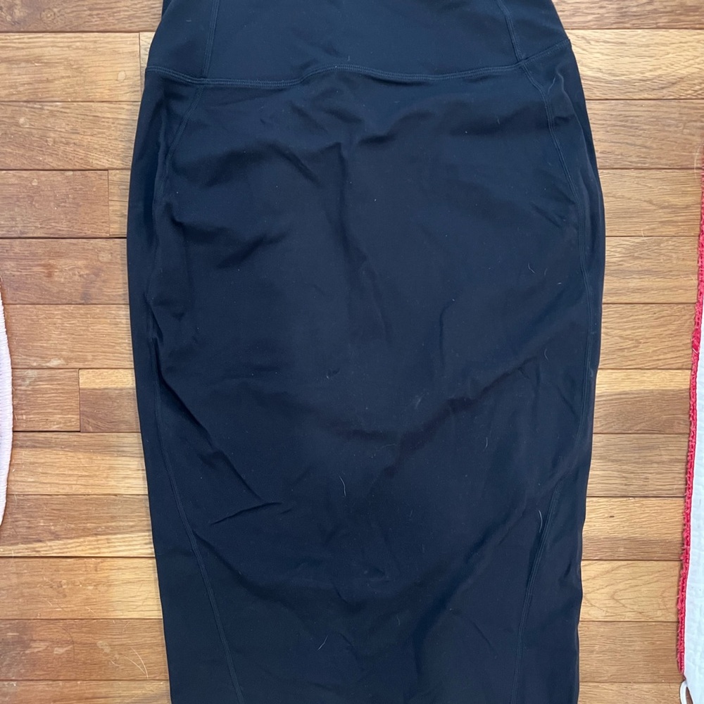 Lululemon Athletica Black Midi Pencil Skirt for Work